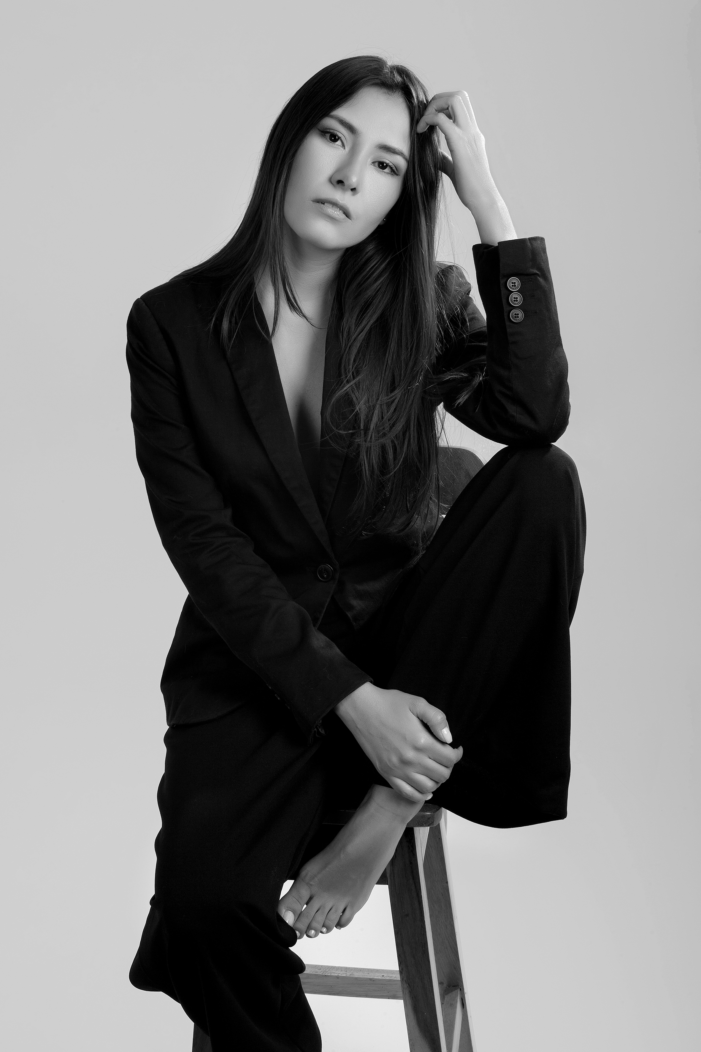 Lu, bilingual image consultant in Miami, black and white editorial portrait